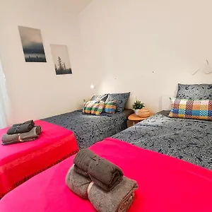 https://oasis-rooms-by-ronda-universidad.topbarcelonahotels.com